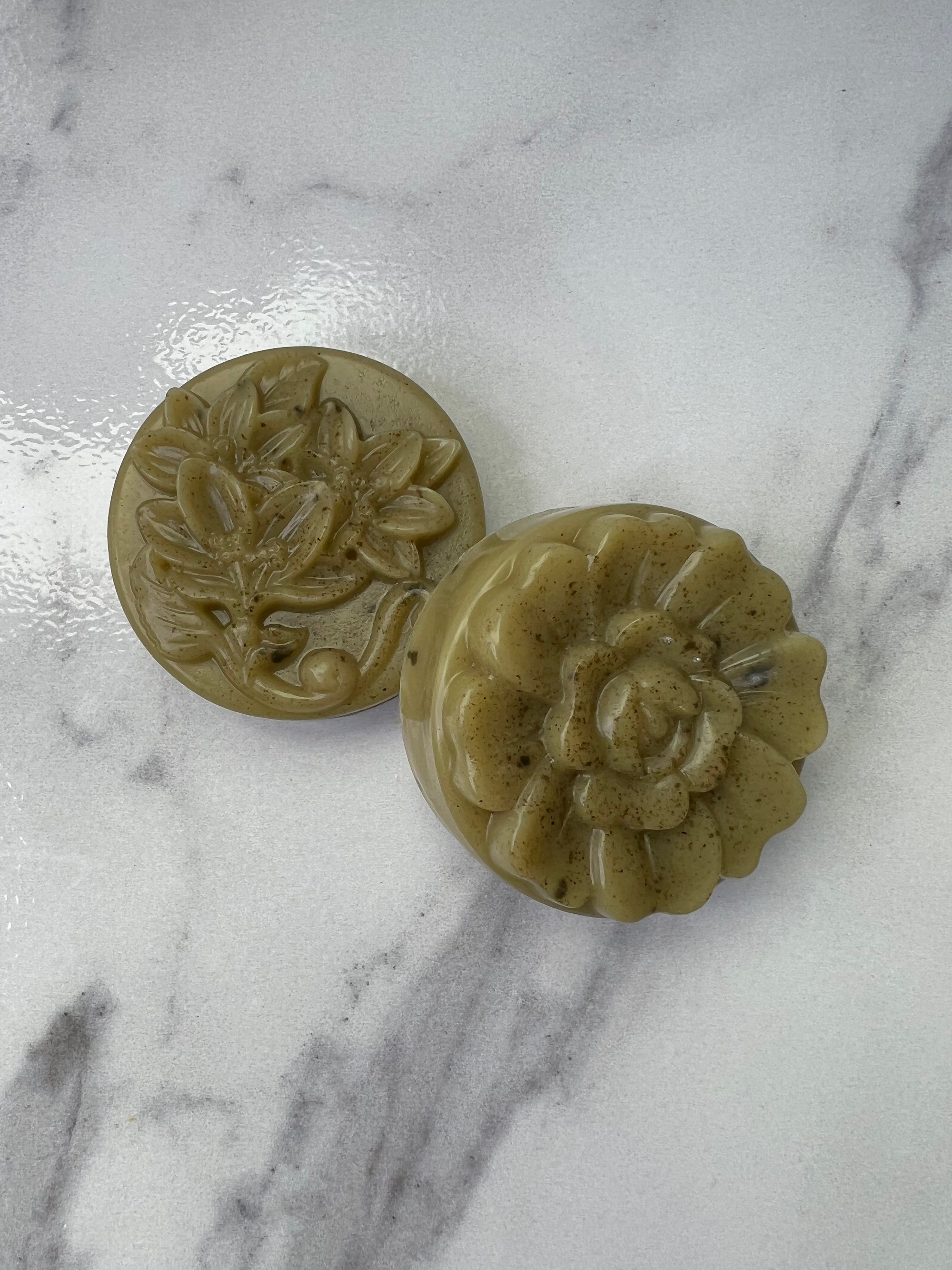 Moringa Facial Bar